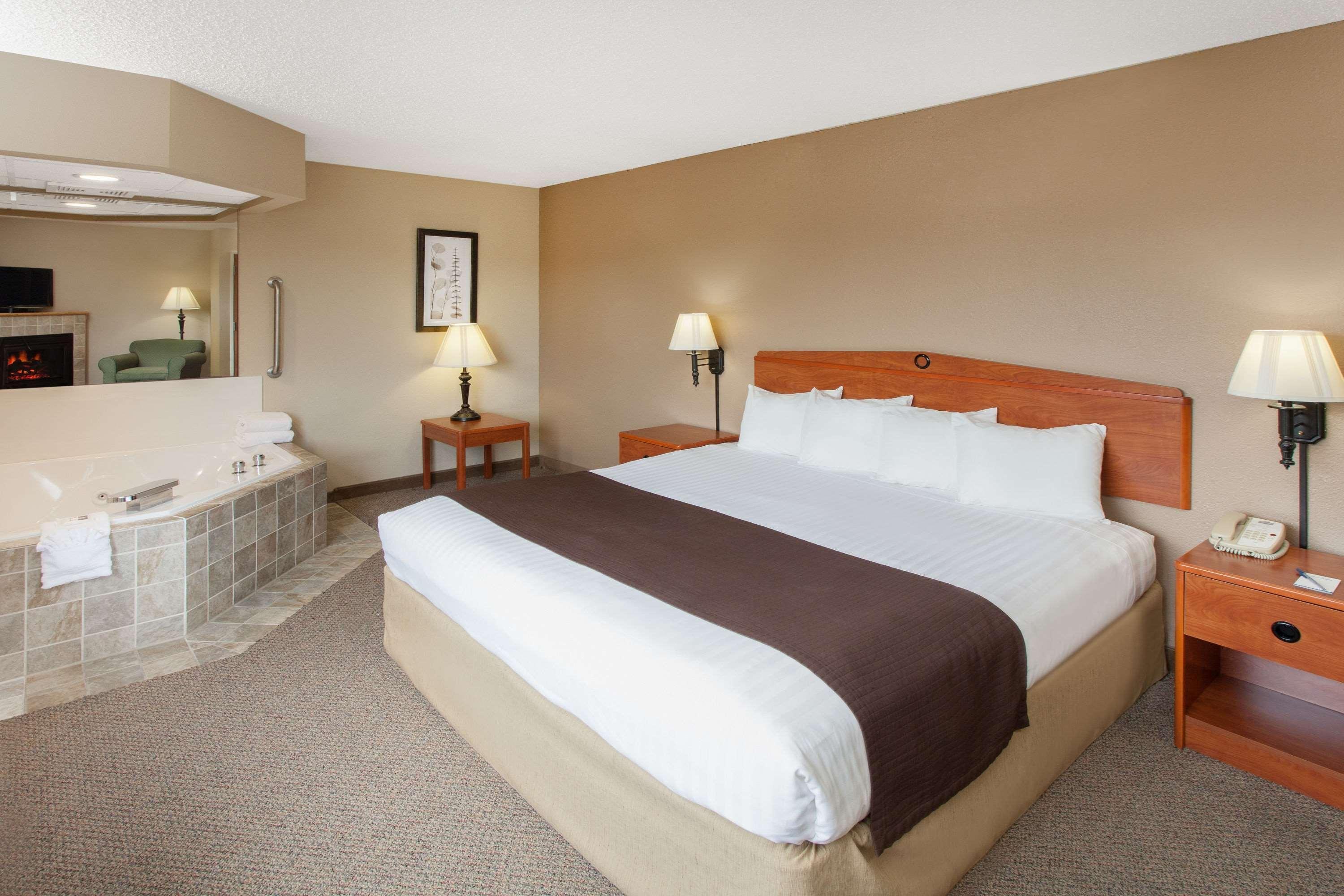 Americinn By Wyndham Greenville Екстер'єр фото