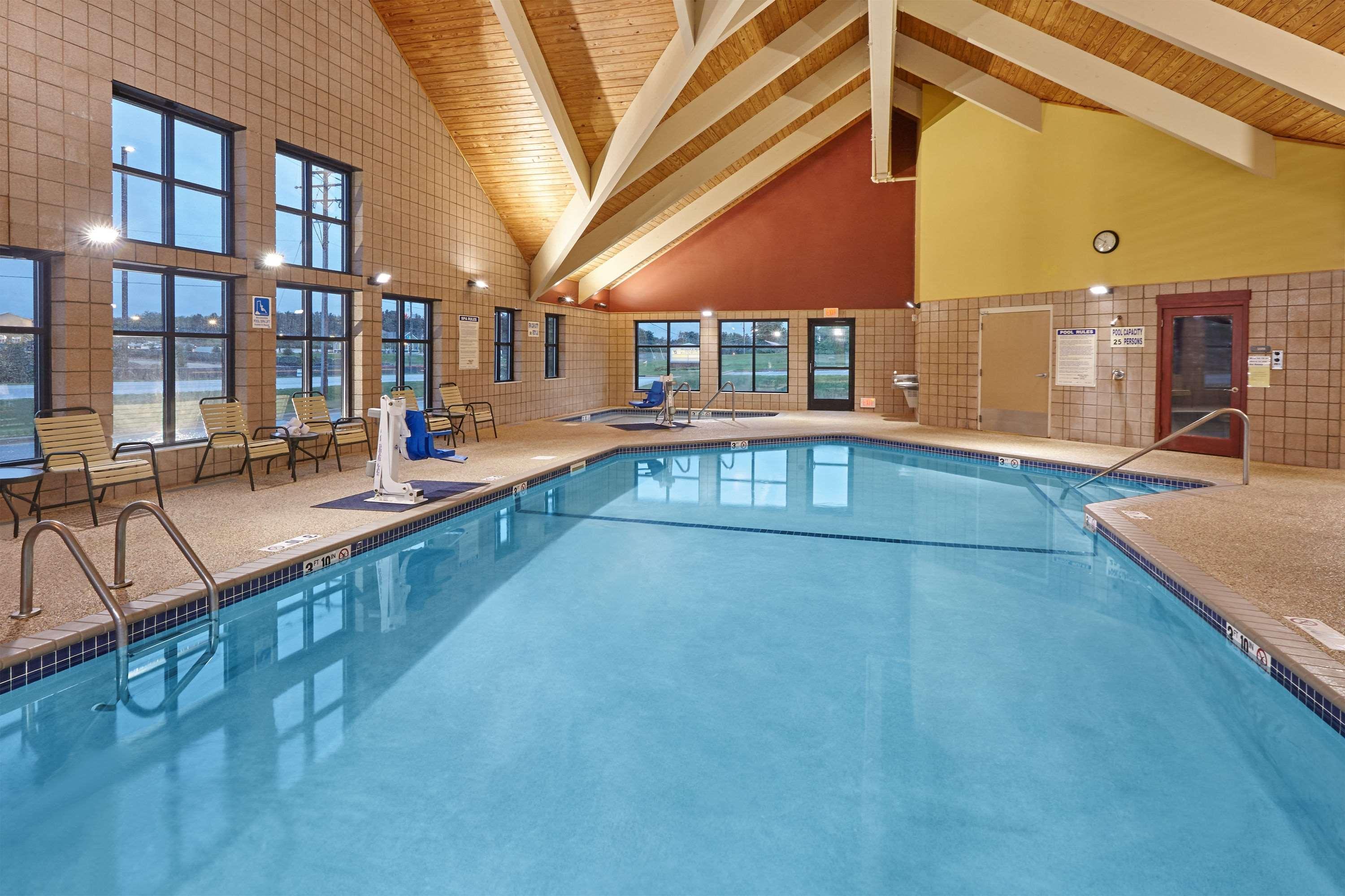 Americinn By Wyndham Greenville Екстер'єр фото