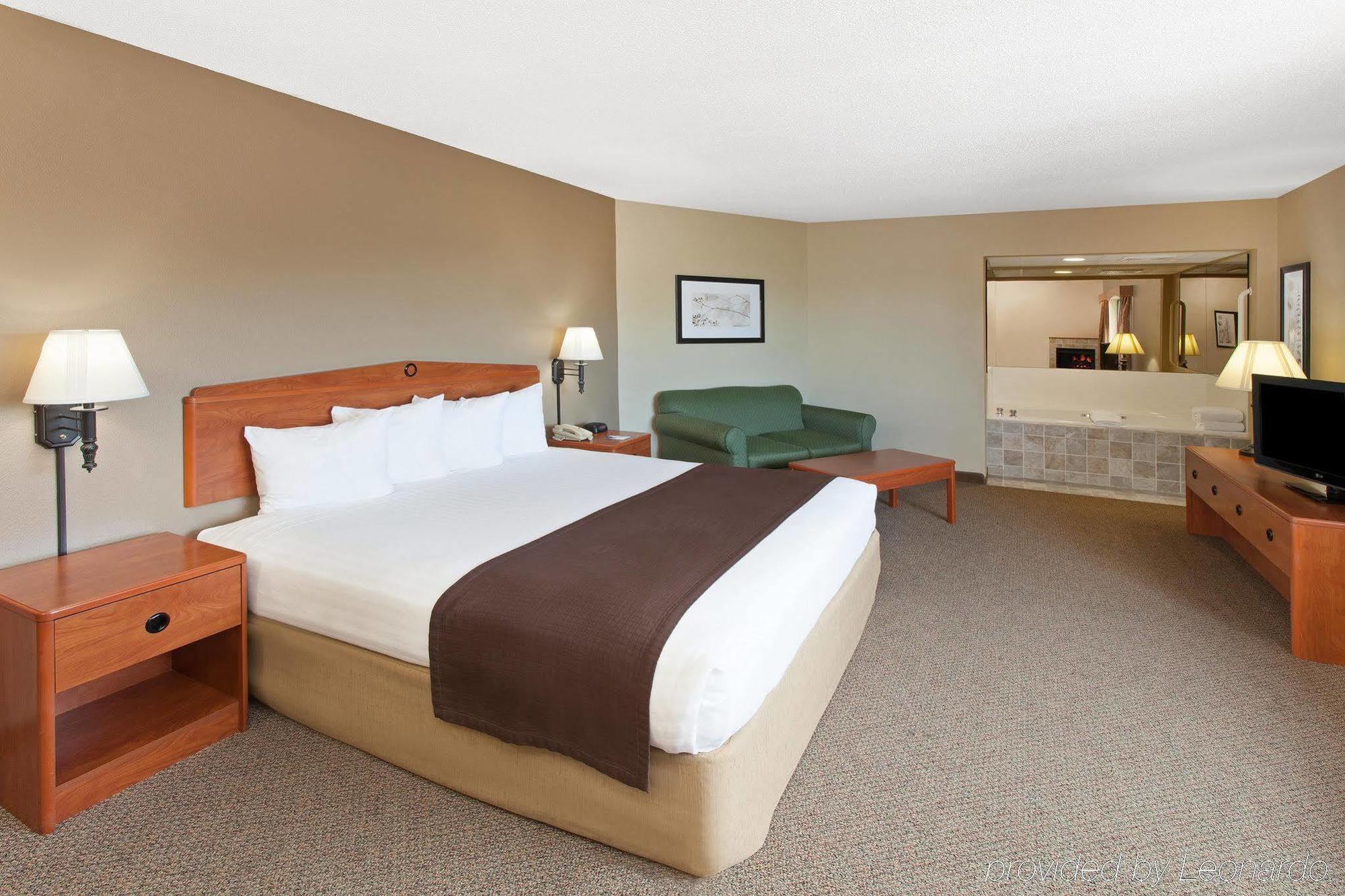 Americinn By Wyndham Greenville Екстер'єр фото